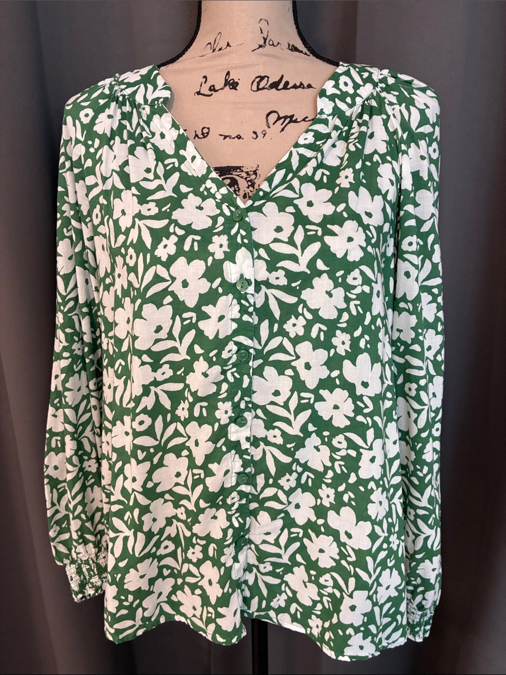 Sonoma Green and White Floral Button-Front Blouse